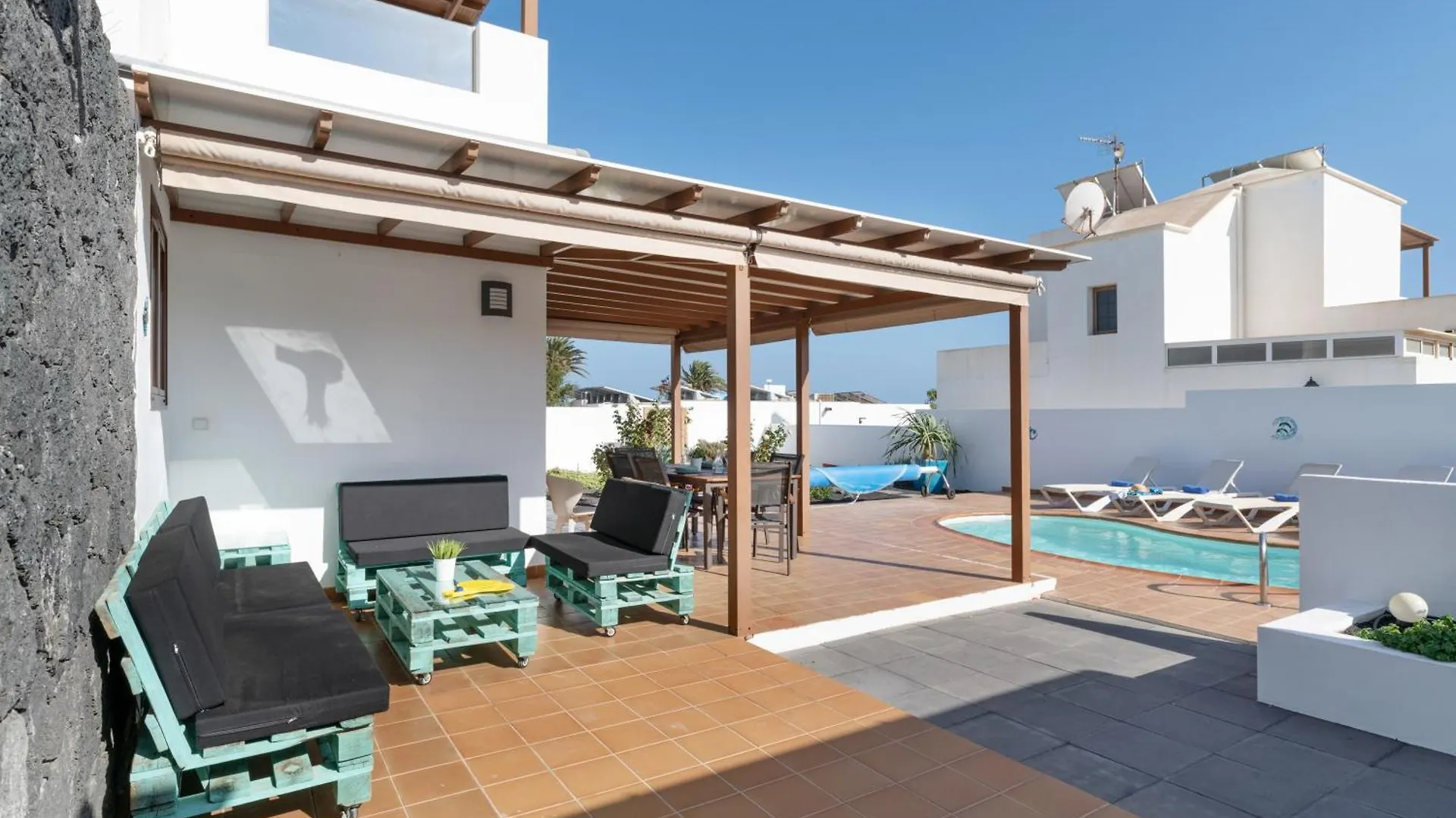Casa Lupa Villa Tias