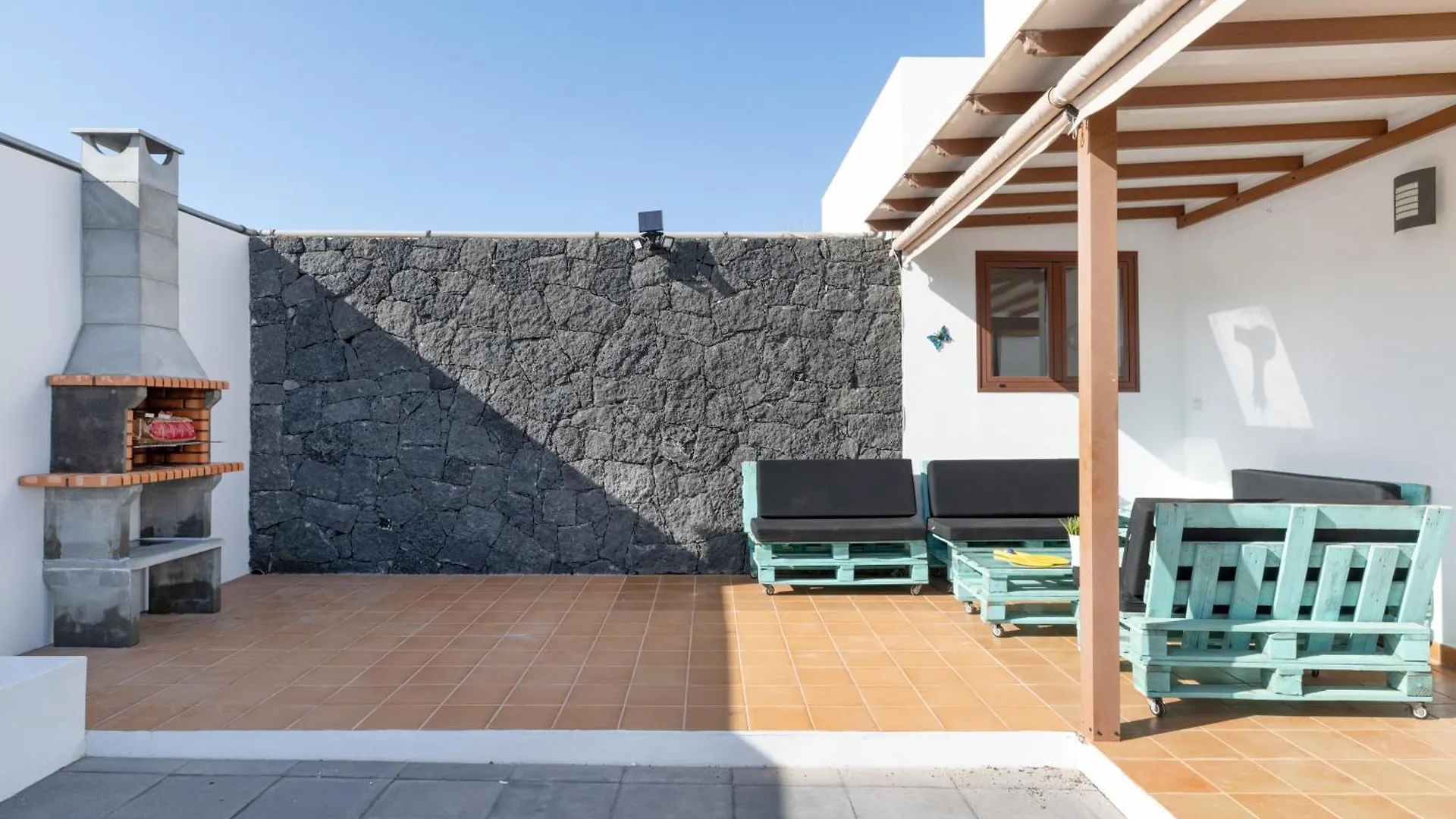 Casa Lupa Villa Tias 0*,
